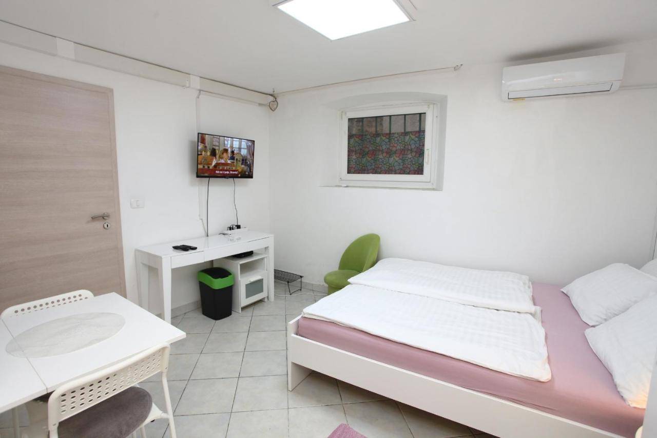 City Room Apartment Date Koper Exterior foto